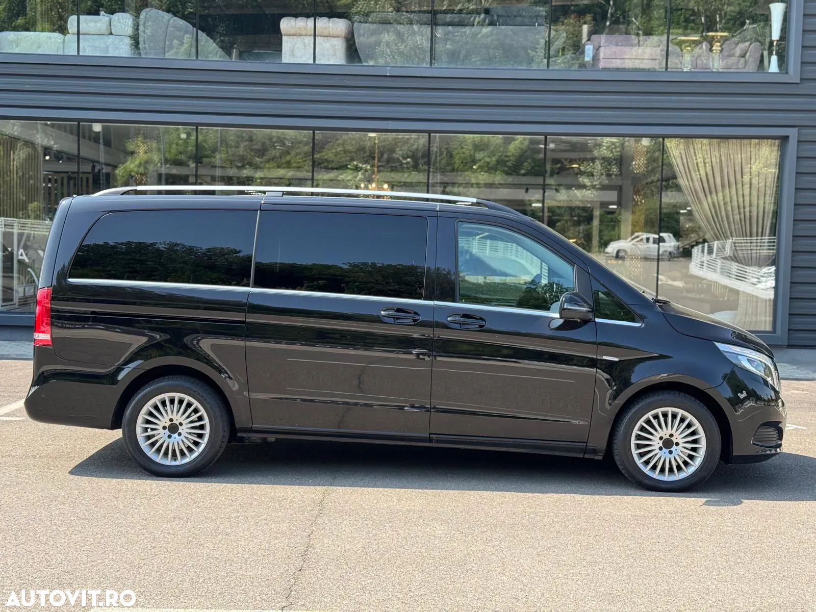 Mercedes-Benz V 250 (BlueTEC) d kompakt 4Matic 7G-TRONIC Avantgarde - 4