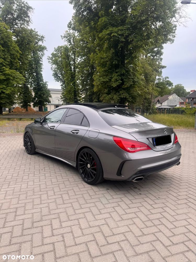 Mercedes-Benz CLA 250 7G-DCT - 3