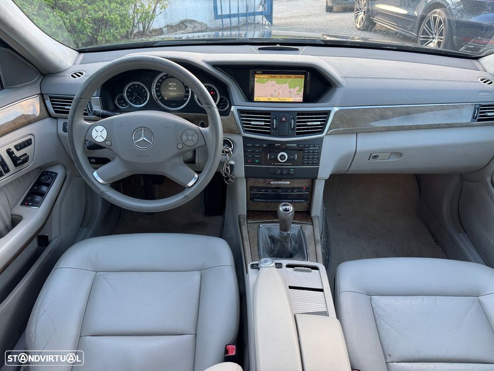 Mercedes-Benz E 200 CGI Elegance BlueEfficiency - 17