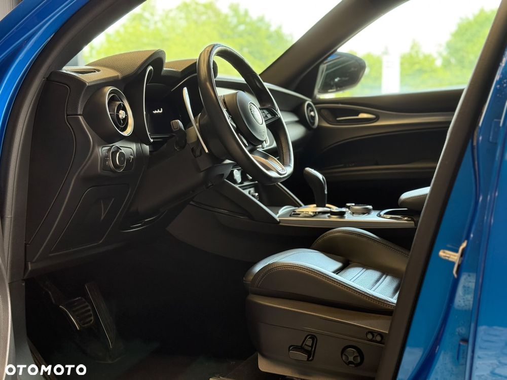 Alfa Romeo Stelvio 2.0 Turbo Veloce Q4 - 10