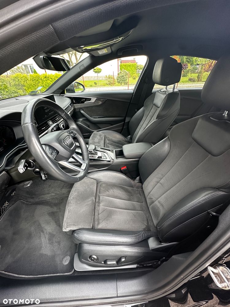 Audi A4 Limousine 45 TFSI mHEV Quattro Black Edition S tronic - 9