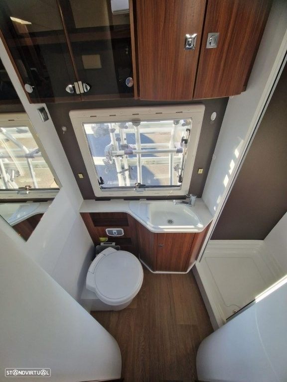 Adria Matrix Plus 670 SLT Camas gêmeas - 18