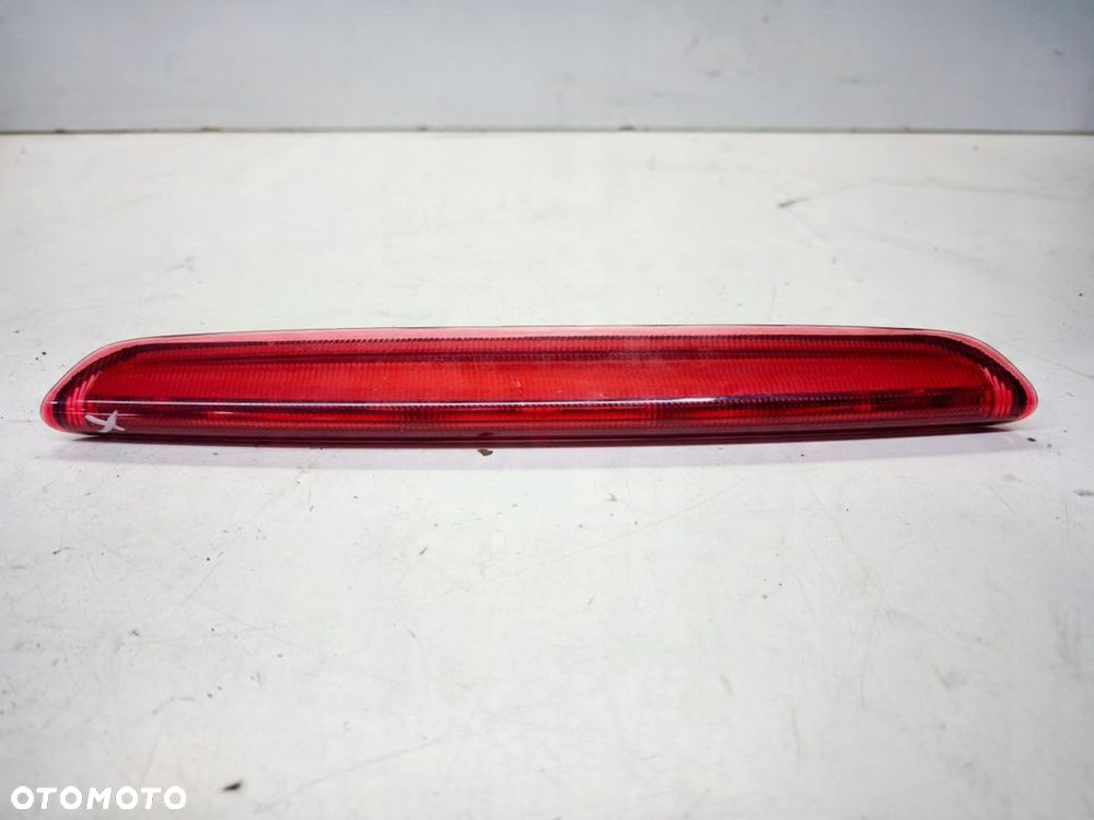 ŚWIATŁO STOP STOPU TRZECIE AUDI A3 8P LIFT 5-D 8P4945097C 1/25 - 1