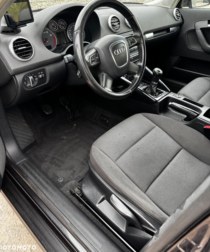 Audi A3 Sportback 1.6 Ambiente - 10