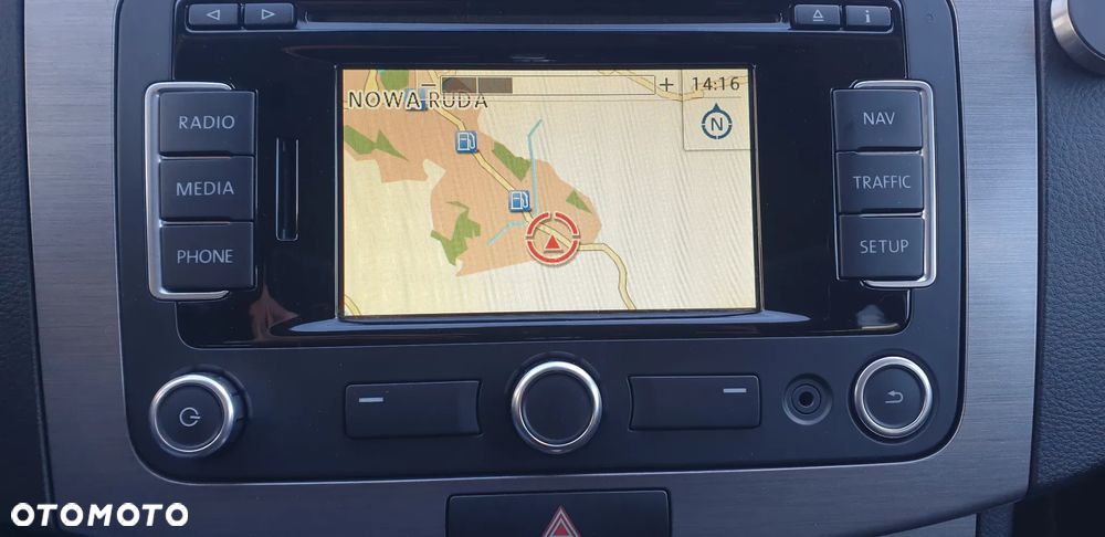 Volkswagen Passat ver-2-0-tdi-dsg-bluemotion-technology-exclusive - 32