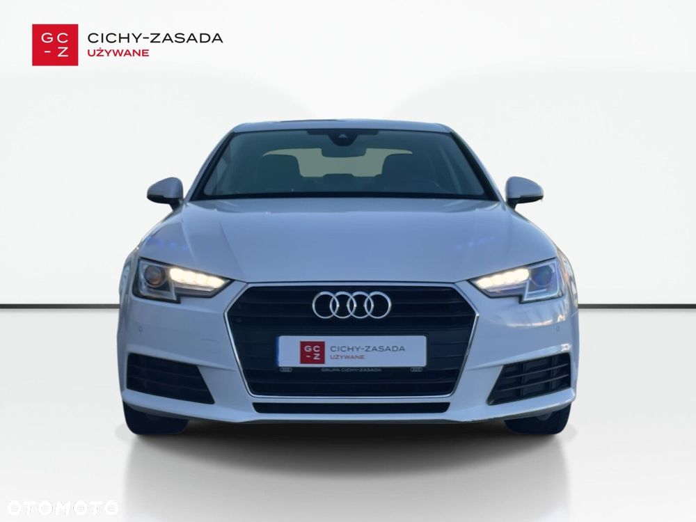 Audi A4 Limousine - 9