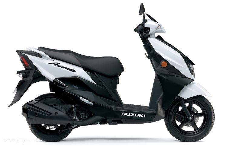 Suzuki Avenis - 3