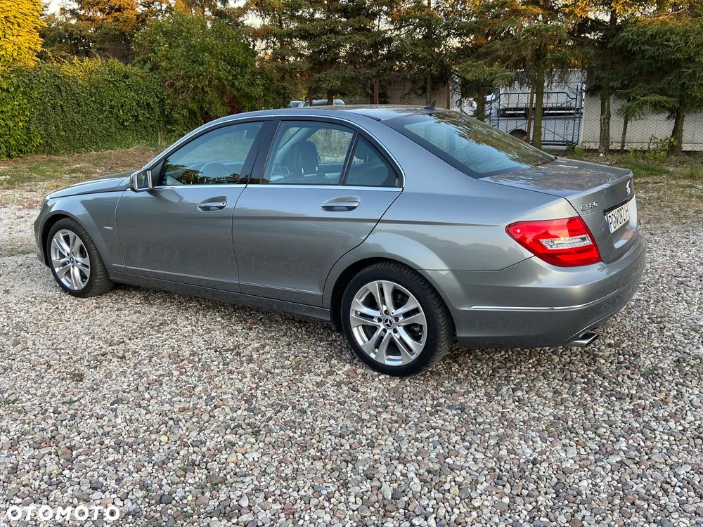 Mercedes-Benz Klasa C 180 CDI Avantgarde Edition - 16