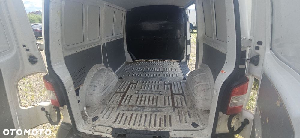 Volkswagen Transporter - 6