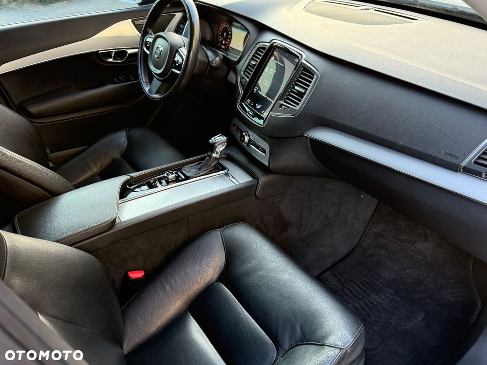 Volvo XC 90 T5 AWD Momentum - 15