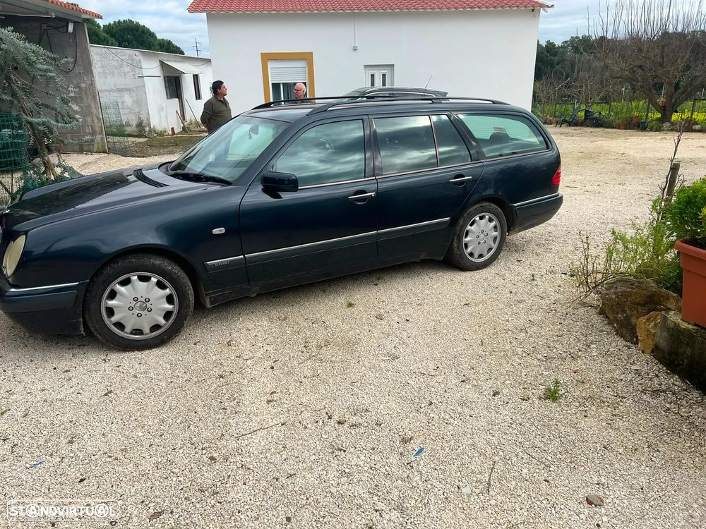 Mercedes-Benz E 300 TD Classic - 5