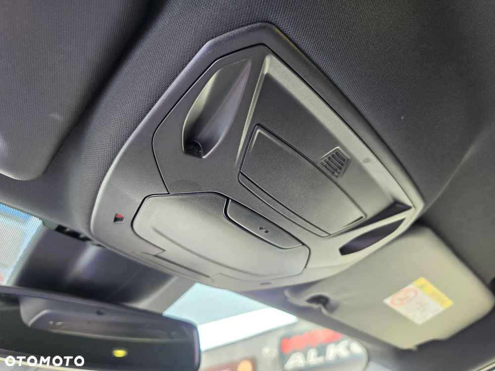 Ford Focus - 25