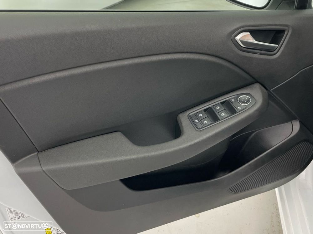 Renault Clio 1.0 TCe Evolution Bi-Fuel - 17