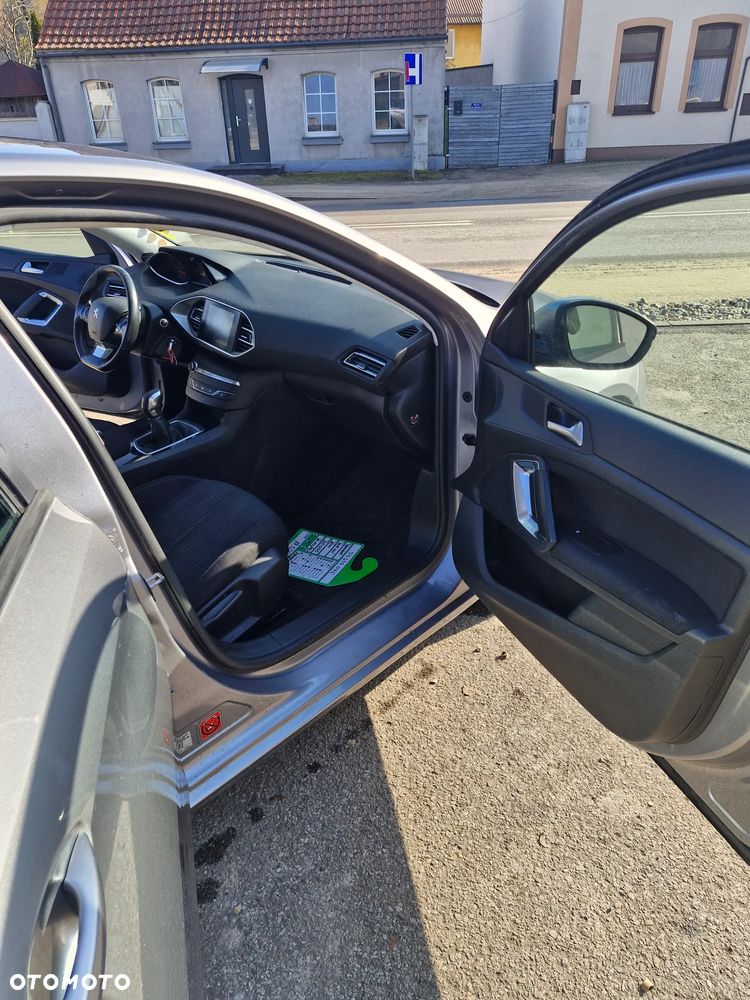 Peugeot 308 - 10