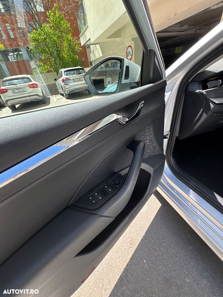 Skoda Octavia 2.0 TDI 4X4 DSG Ambition - 17