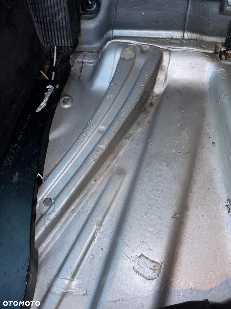 Mercedes-Benz Klasa E - 35