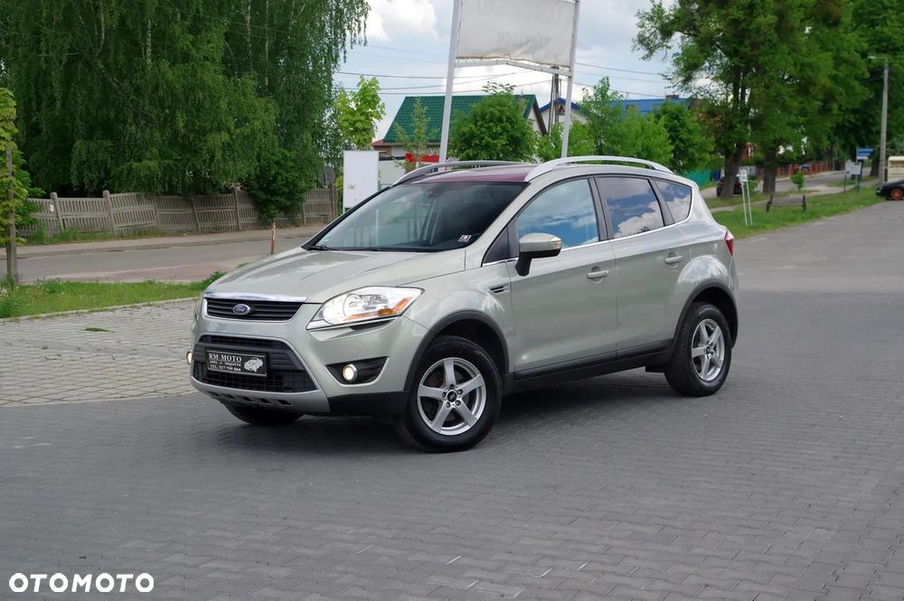 Ford Kuga 2.0 TDCi 2x4 Titanium - 10