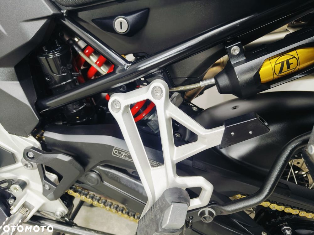 BMW GS - 25
