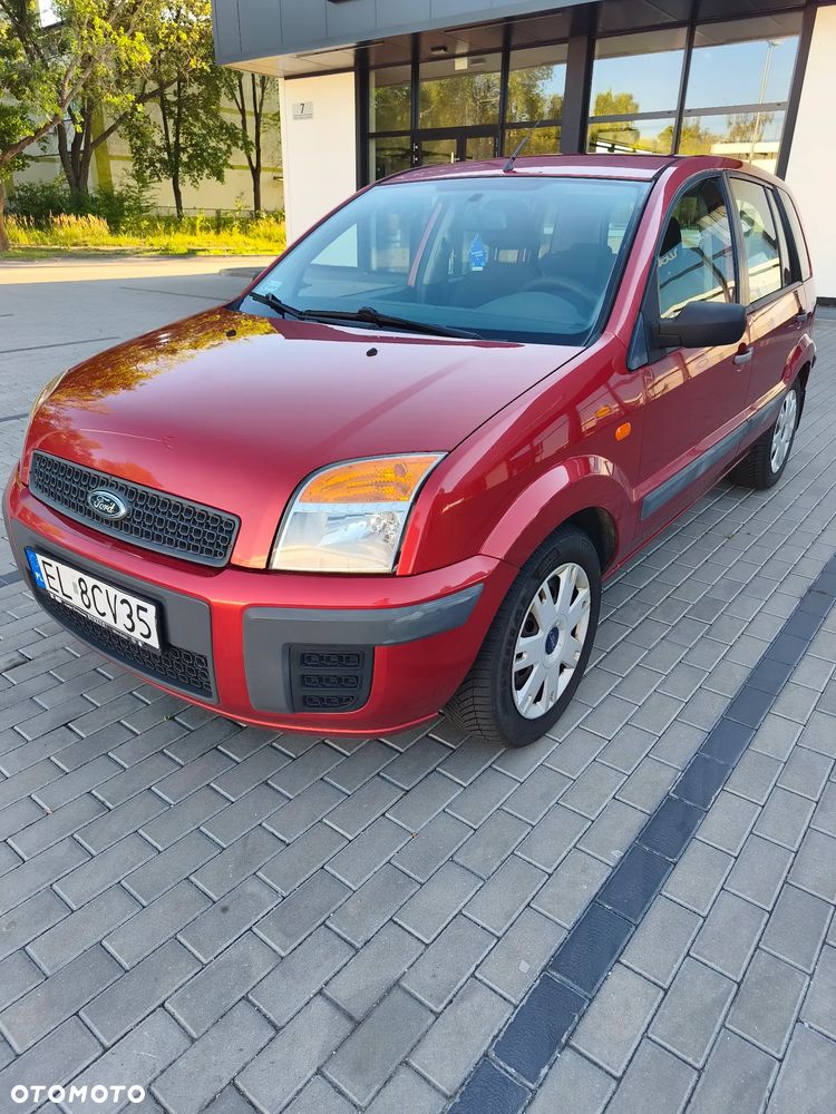 Ford Fusion 1.4 Ambiente - 17