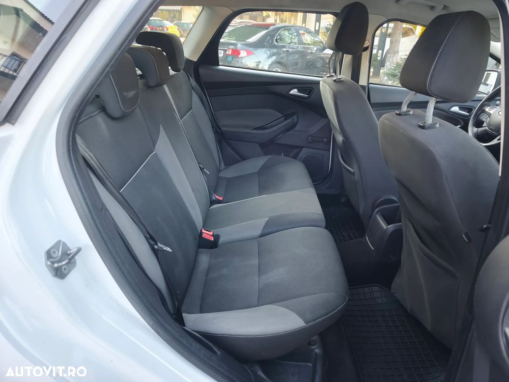 Ford Focus 1.6 TDCi Trend - 9