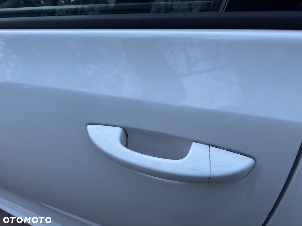 Volkswagen Golf - 20