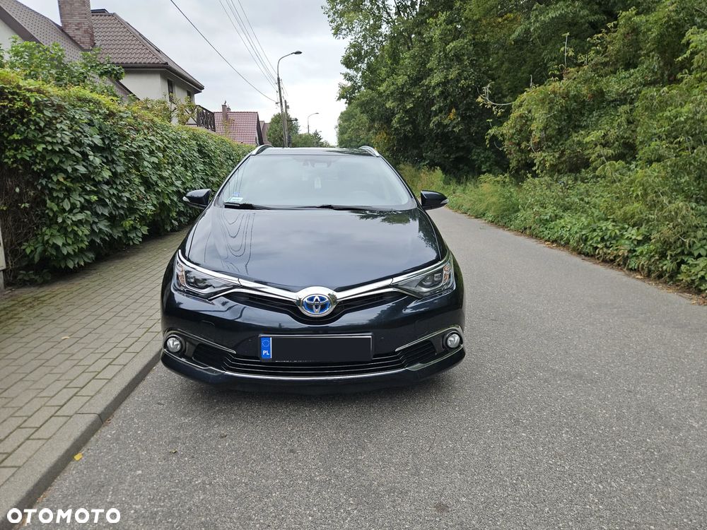 Toyota Auris Hybrid 135 Comfort - 1