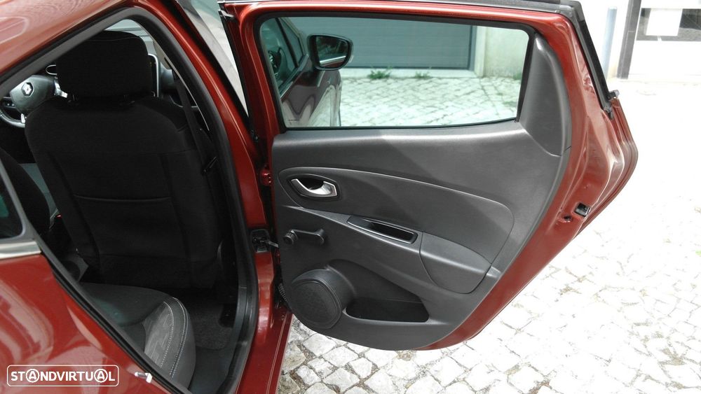 Renault Clio 0.9 TCe Limited - 11