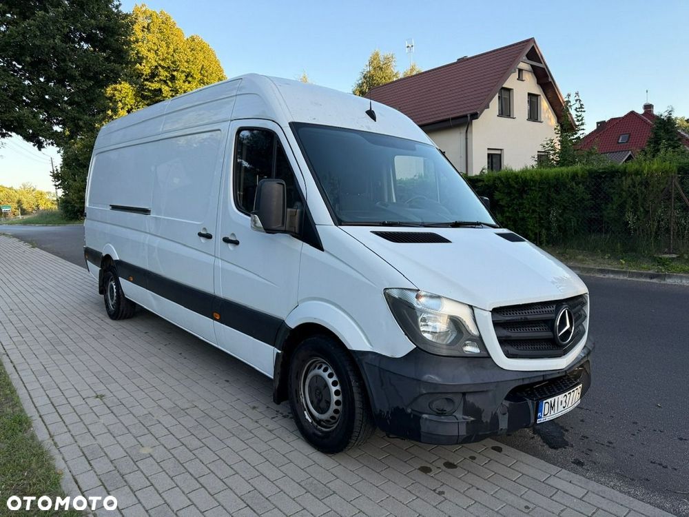 Mercedes-Benz Sprinter - 1