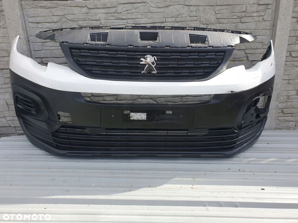 PEUGEOT Rifter Partner ZDERZAK PRZÓD - 1