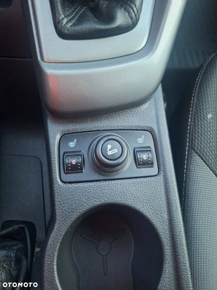Ford Focus 1.6 TI-VCT Champions Edition - 11