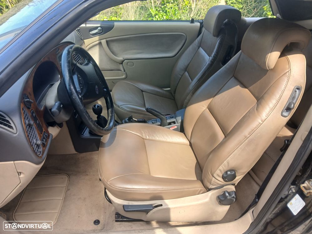 Saab 9-3 Cabriolet 2.0 S - 6