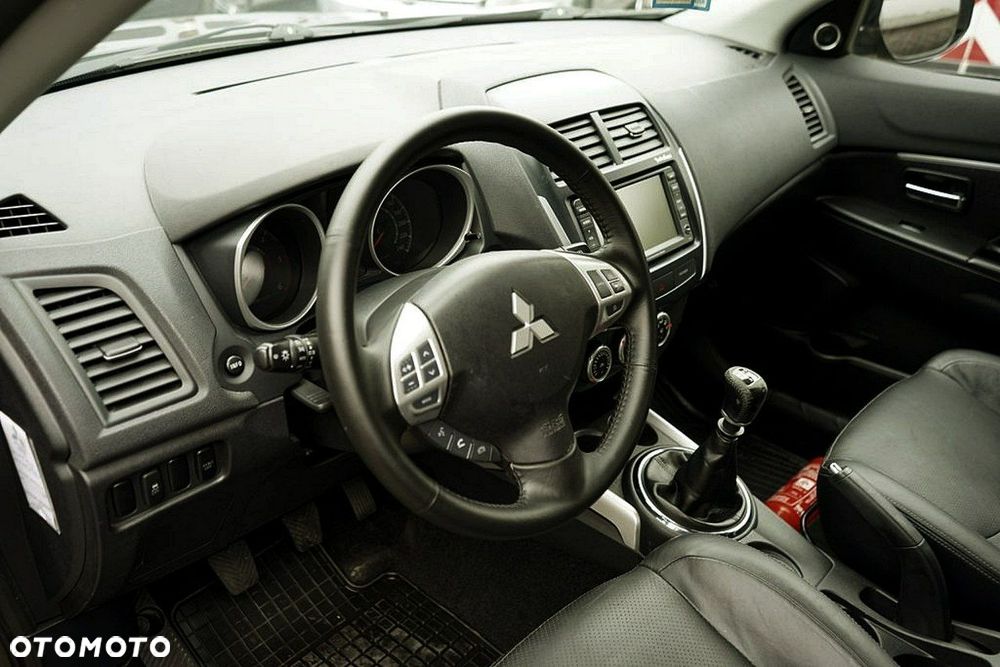 Mitsubishi ASX - 17