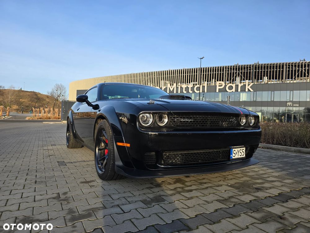 Dodge Challenger ver-6-4-scat-pack-widebody - 10