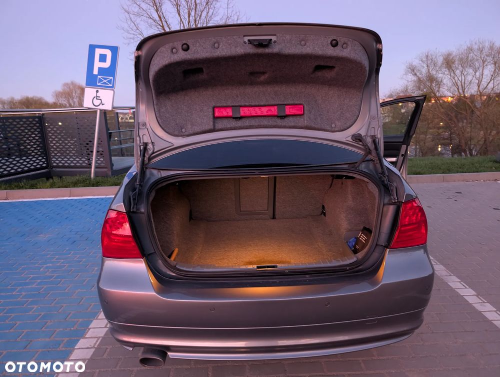 BMW Seria 3 320d Efficient Dynamics - 7