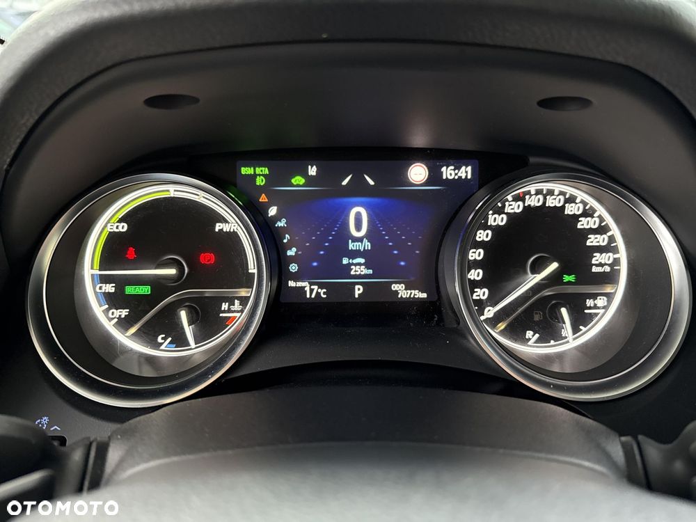 Toyota Camry 2.5 Hybrid Executive CVT - 17