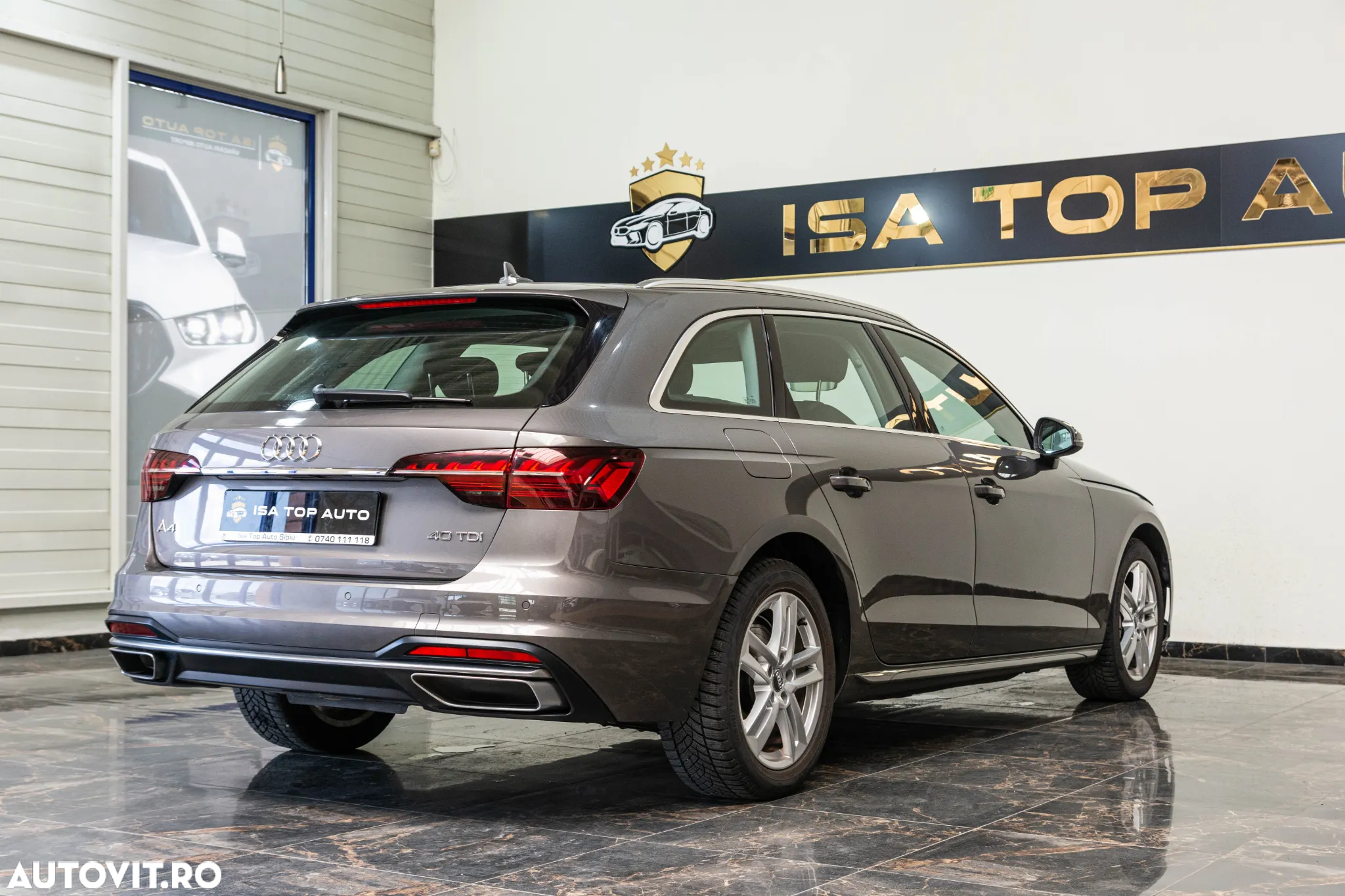Audi A4 Avant 40 TDI S tronic - 4