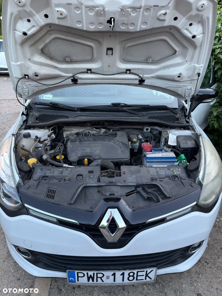 Renault Clio 1.2 16V Zen - 23