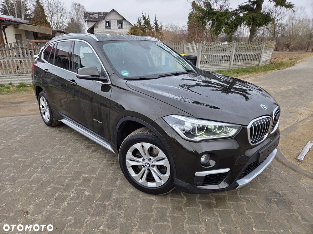 BMW X1 xDrive20i xLine - 1