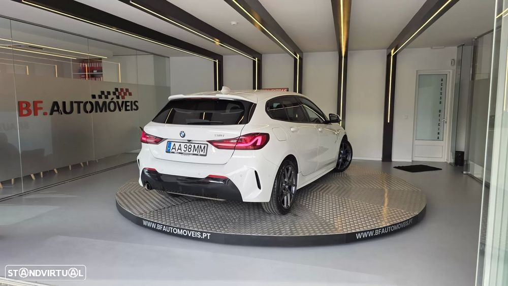 BMW 118 i Pack Desportivo M Auto - 16