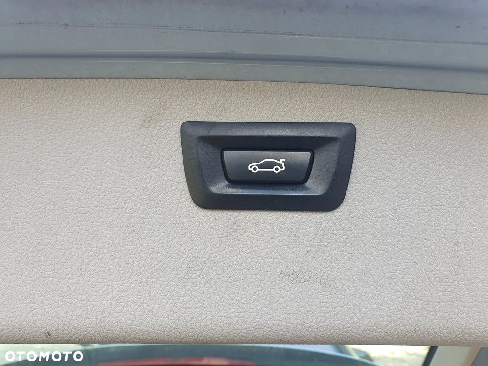 BMW Seria 3 318d - 8