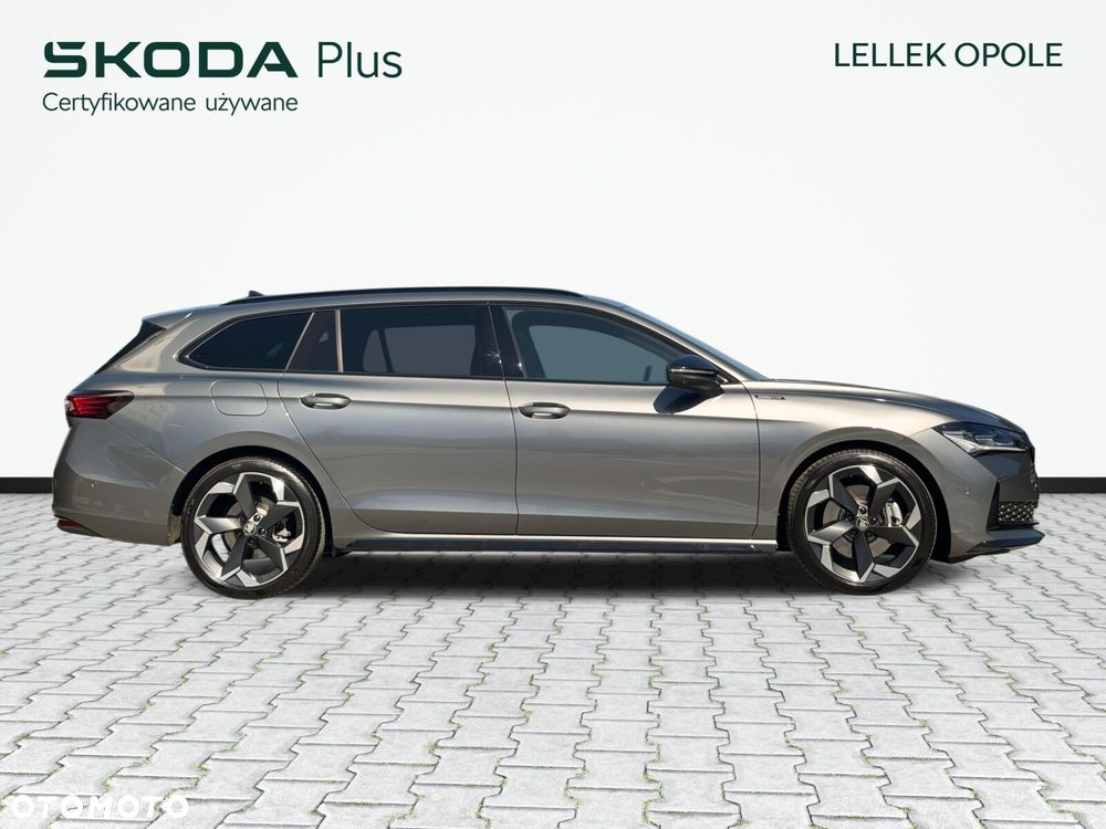 Skoda Superb 2.0 TDI SCR 4x4 Sportline DSG - 5