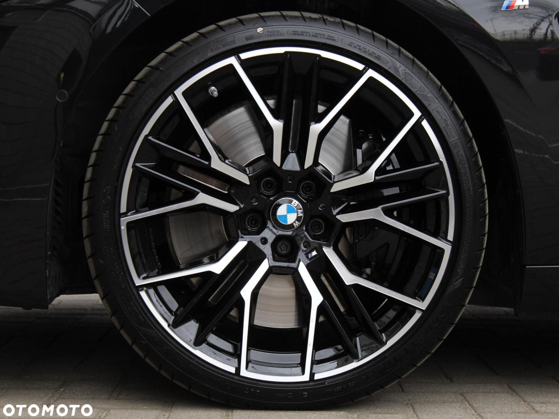 BMW Seria 8 - 4
