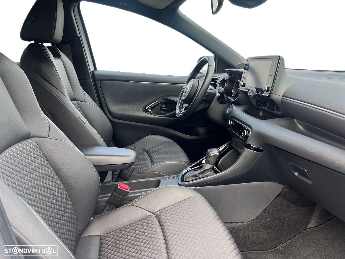 Toyota Yaris - 6