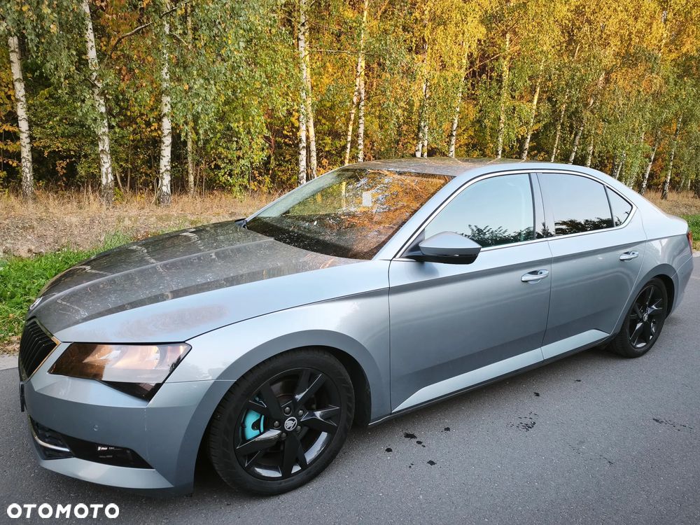 Skoda Superb 2017 photo 5