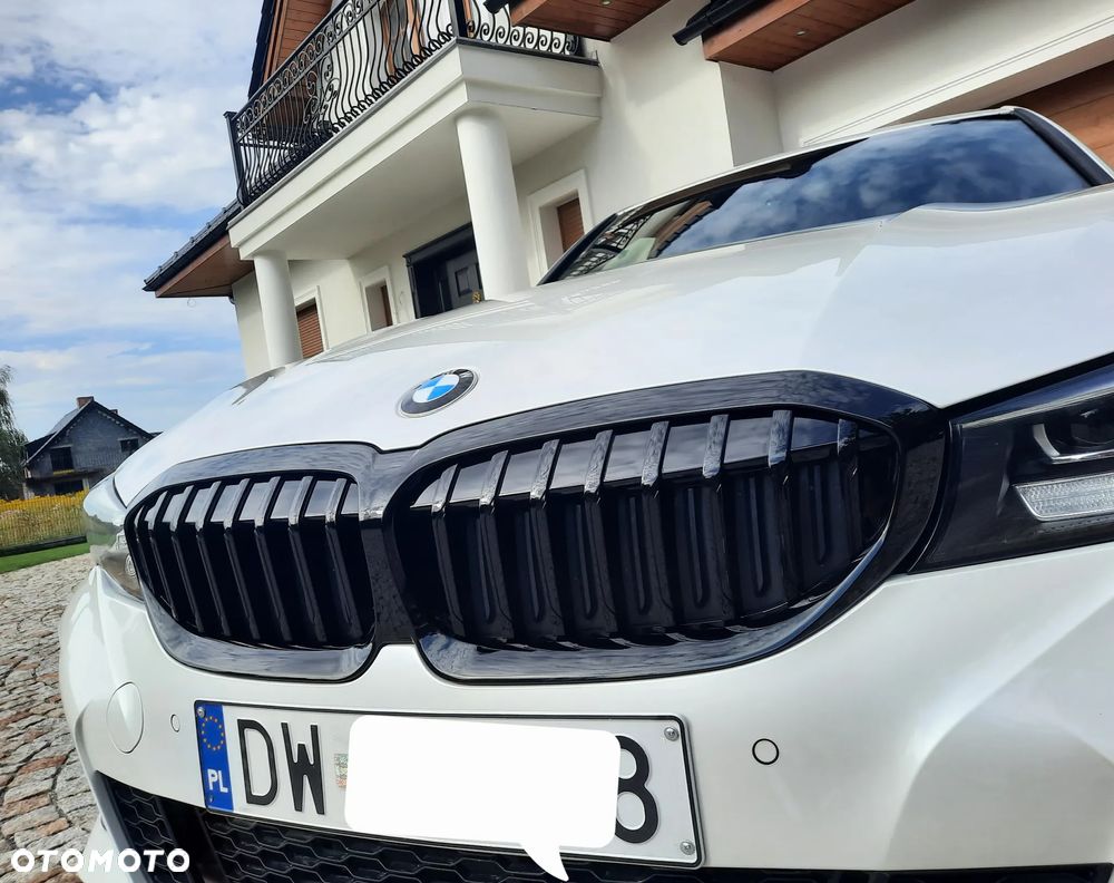 BMW Seria 3 320d xDrive M Sport sport - 9