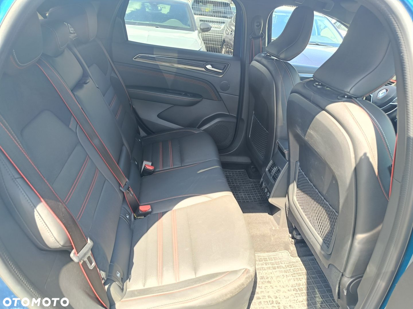 Renault Arkana 1.6 E-TECH R.S Line MMT - 8