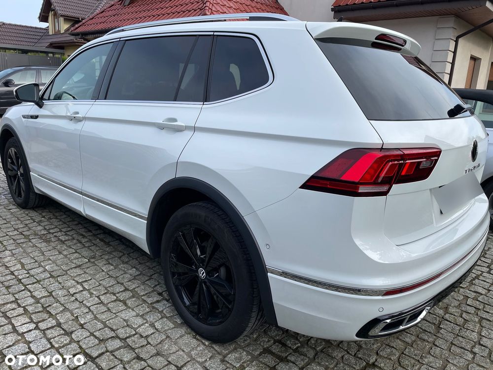 Volkswagen Tiguan - 10