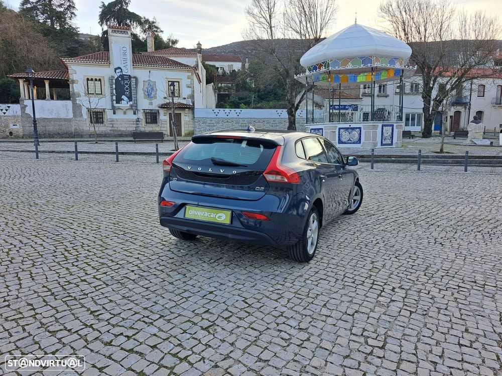 Volvo V40 D2 Kinetic - 27