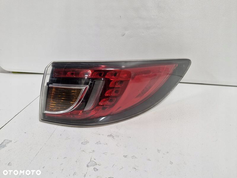 MAZDA 6 GH II 2 KOMBI LAMPA PRAWY TYŁ TYLNA PRAWA W BŁOTNIK - 1