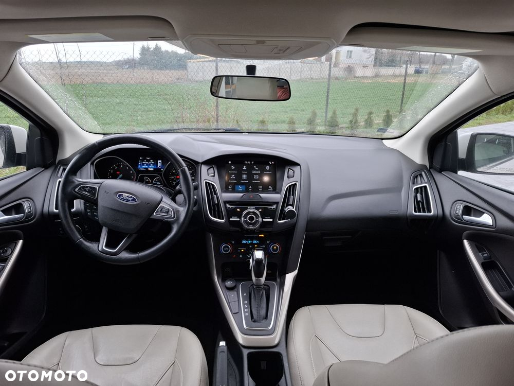 Ford Focus - 15